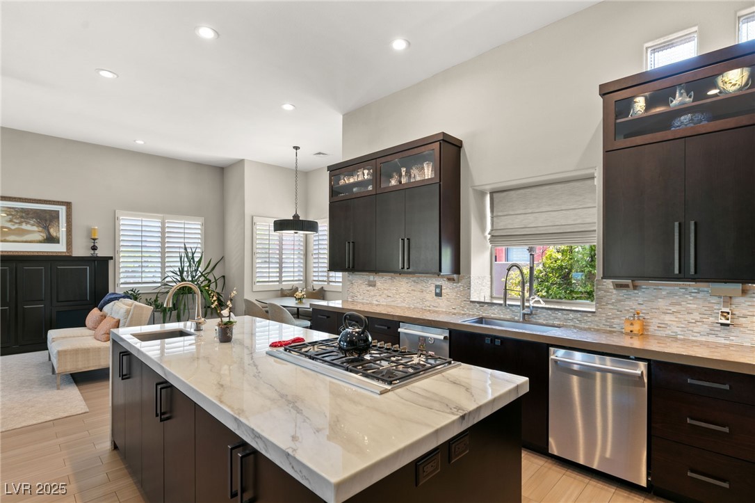 9113 Golden Eagle Drive