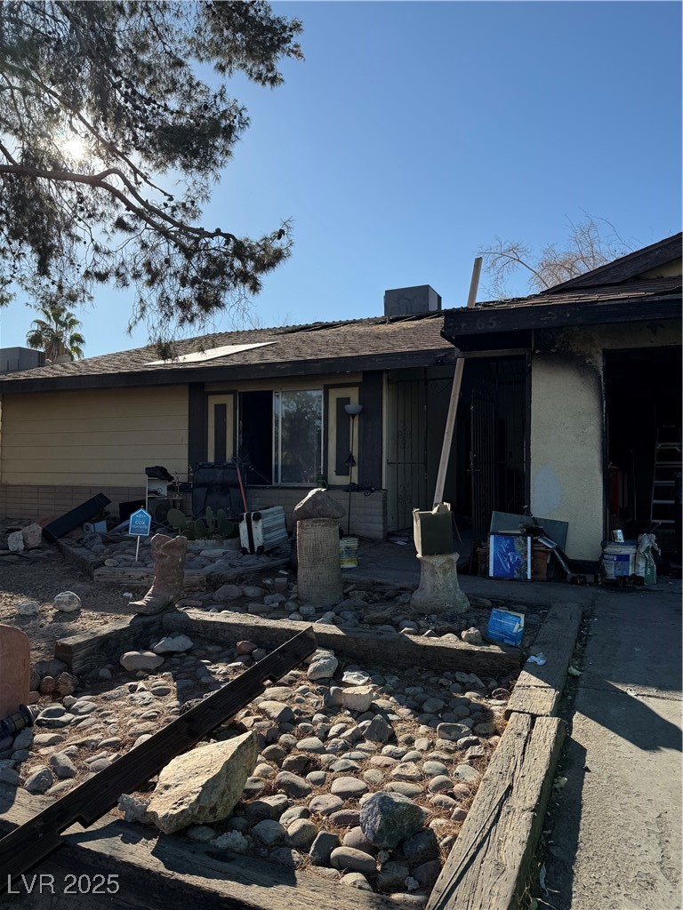 5365 Pistolera Circle