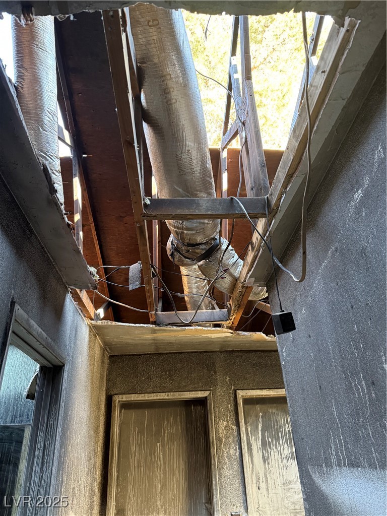 5365 Pistolera Circle