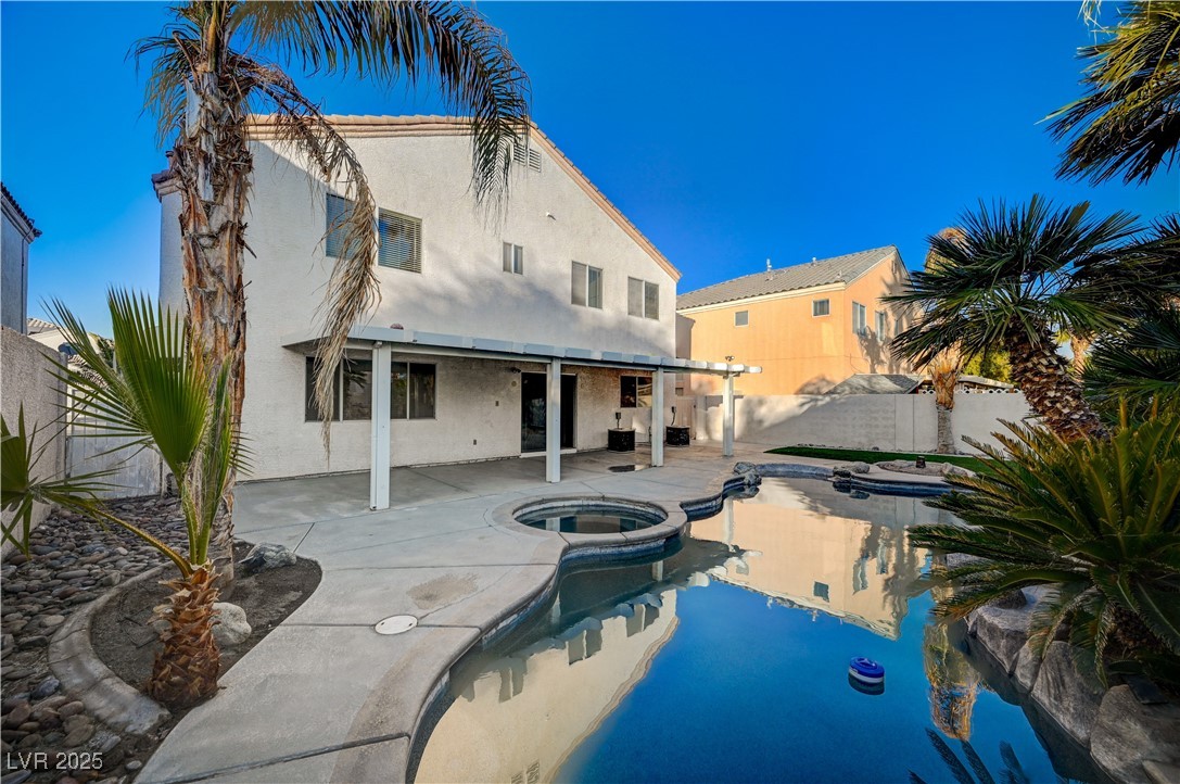 2721 Tahiti Isle Avenue