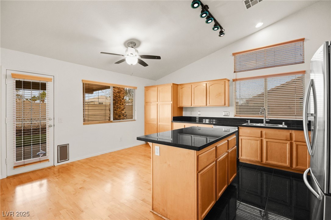 1036 Aspen Daisy Avenue