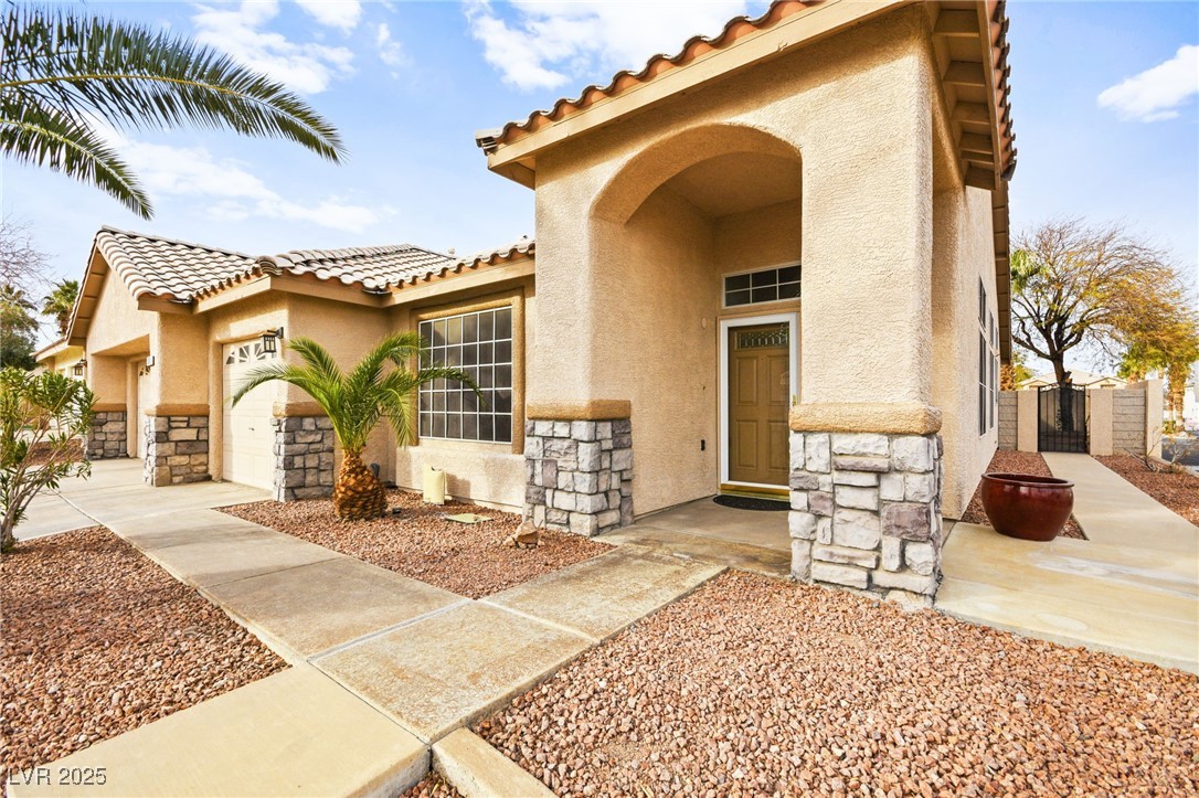 1036 Aspen Daisy Avenue