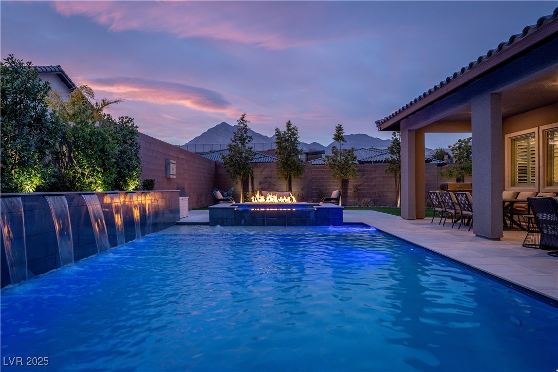 11885 Grassy Plain Avenue