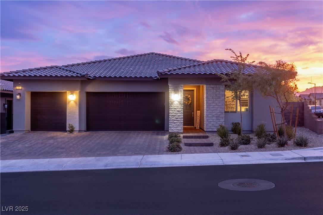 11885 Grassy Plain Avenue