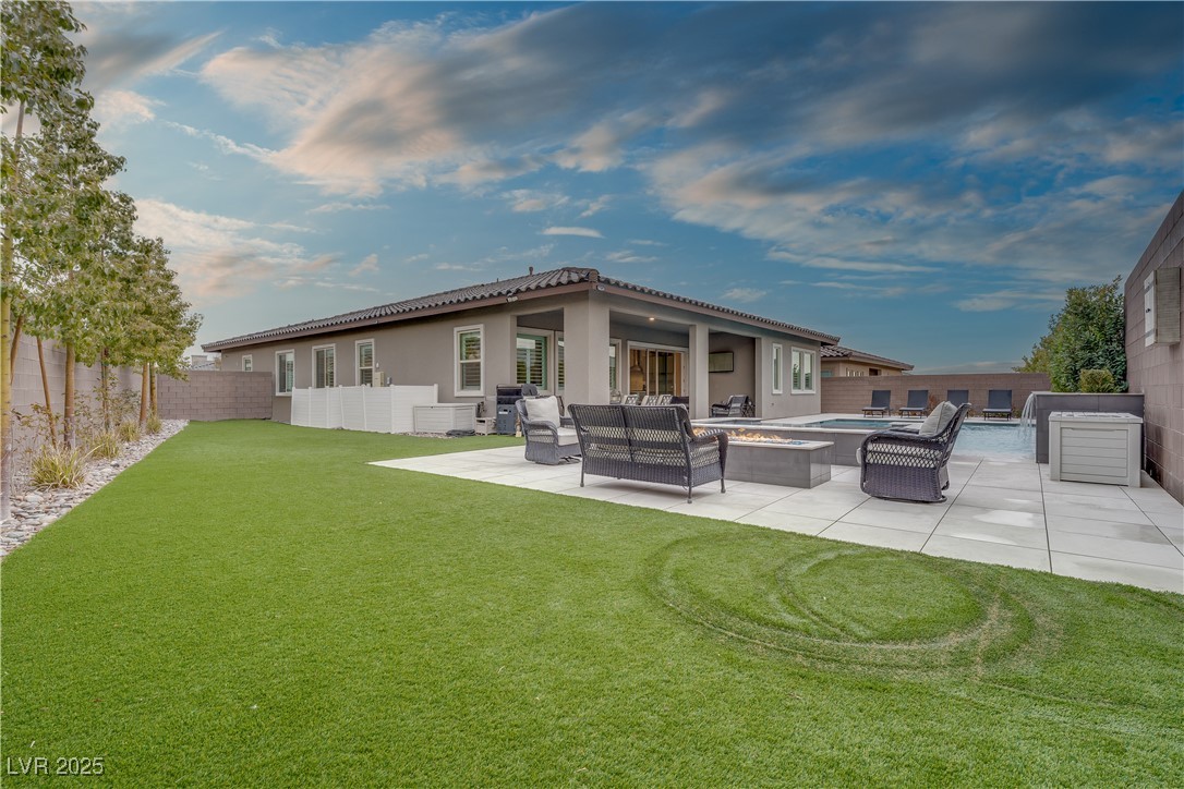 11885 Grassy Plain Avenue