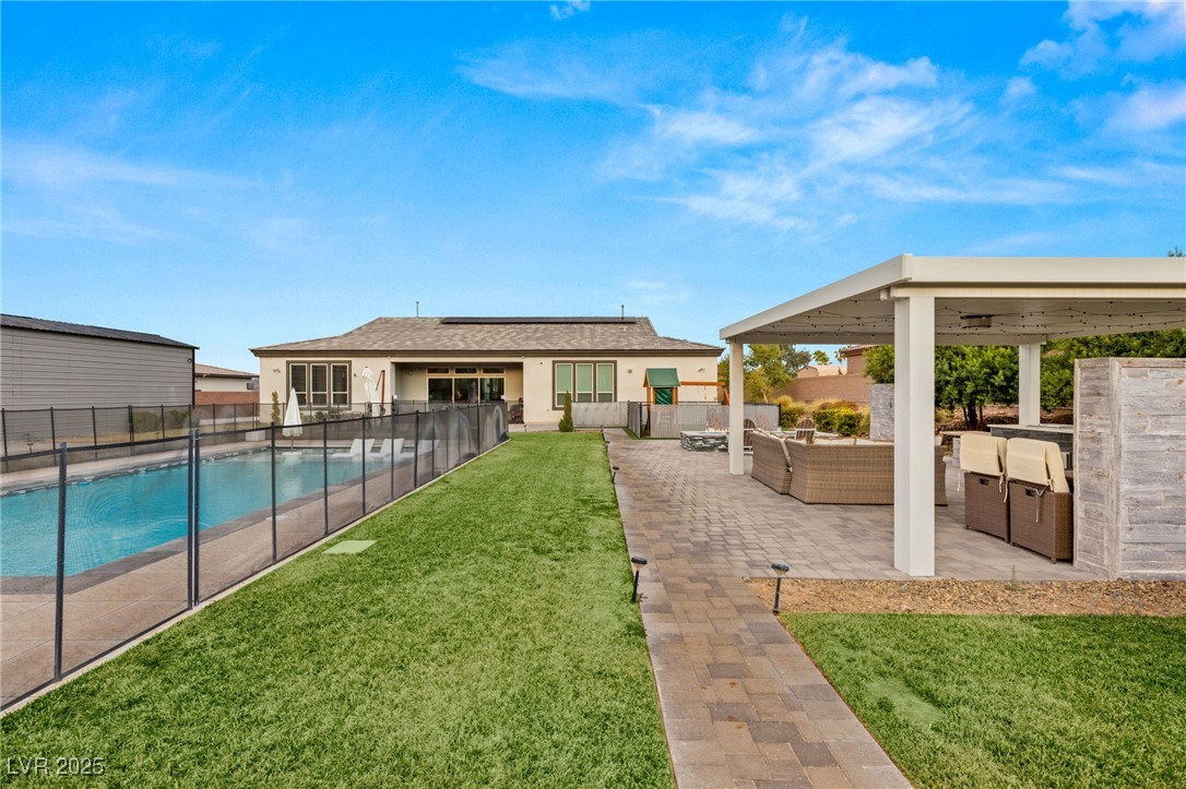 1121 Du Fort Hills Court