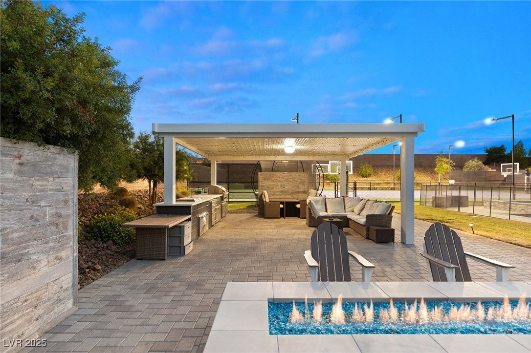 1121 Du Fort Hills Court