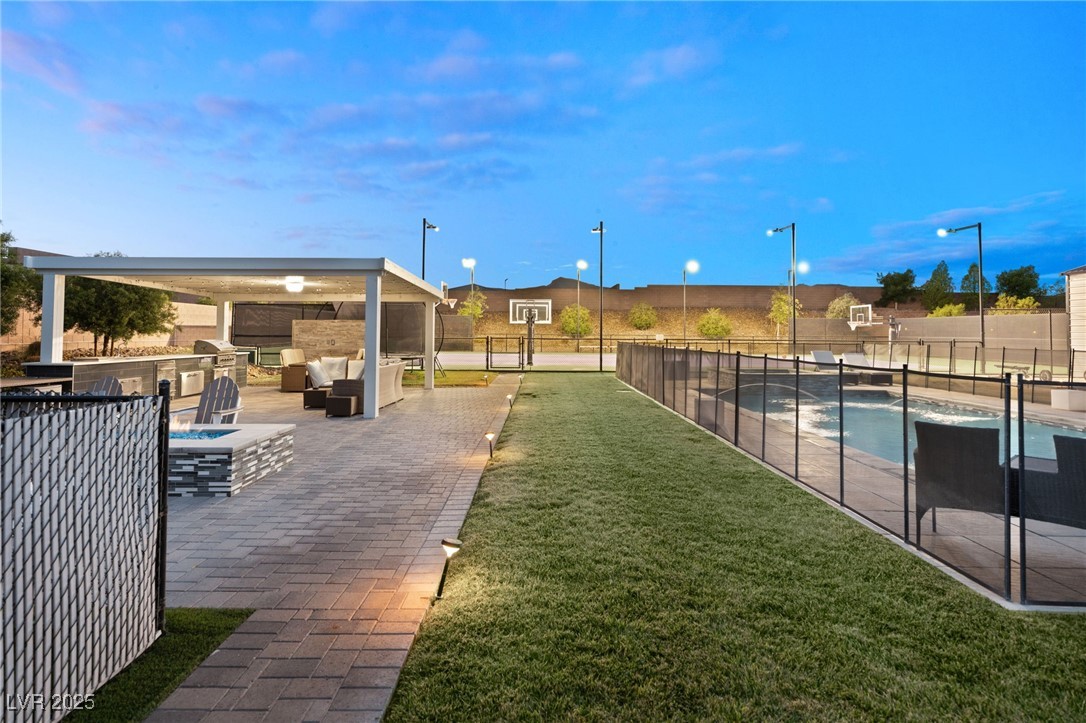 1121 Du Fort Hills Court