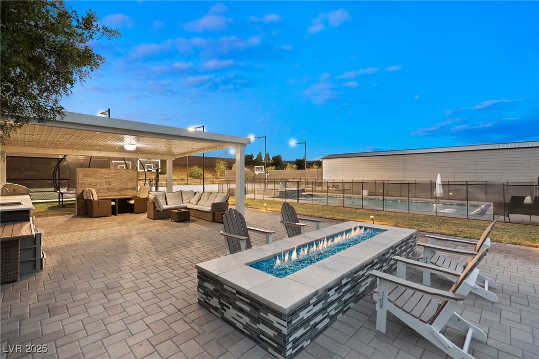 1121 Du Fort Hills Court