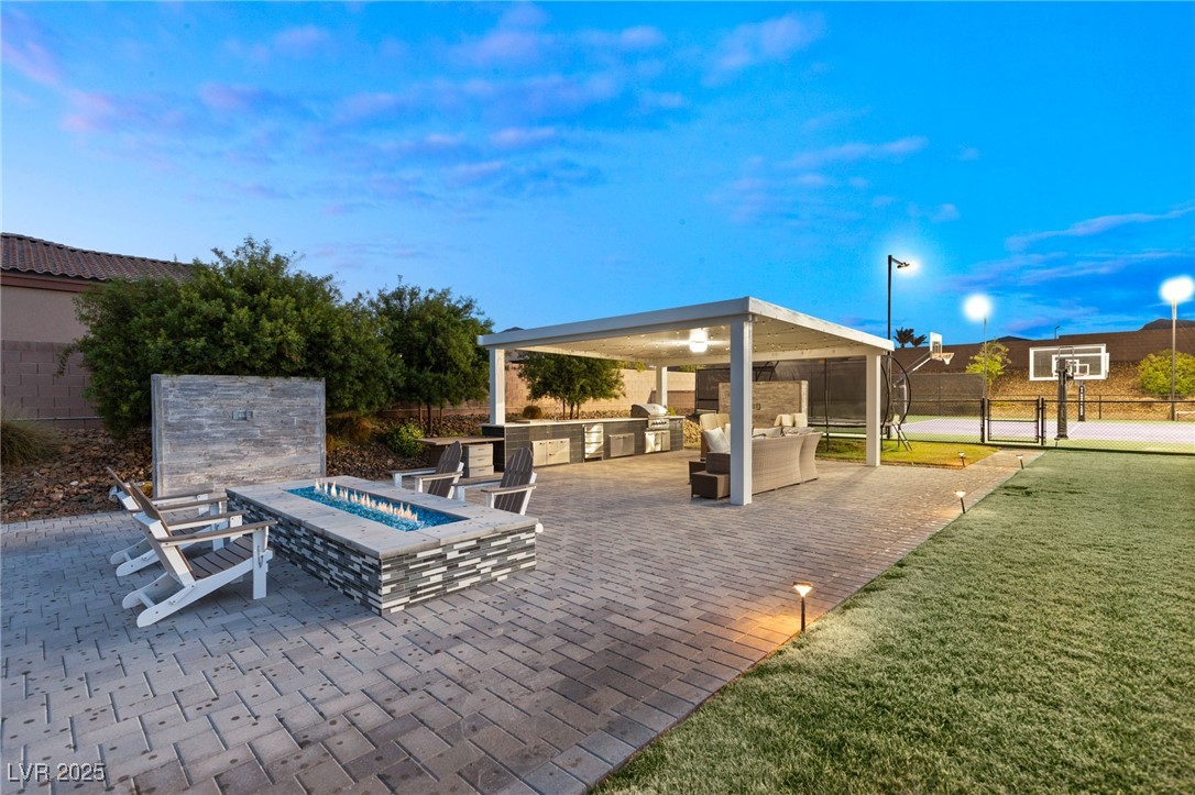 1121 Du Fort Hills Court