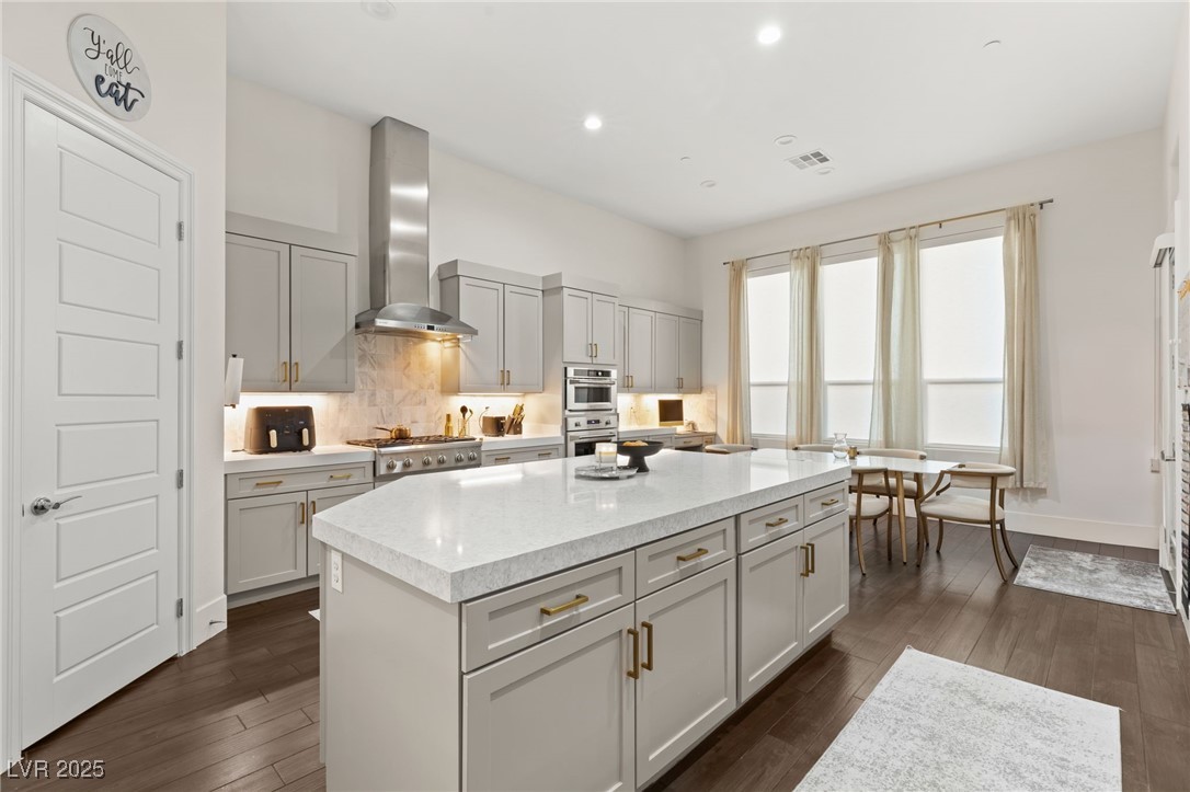 1121 Du Fort Hills Court