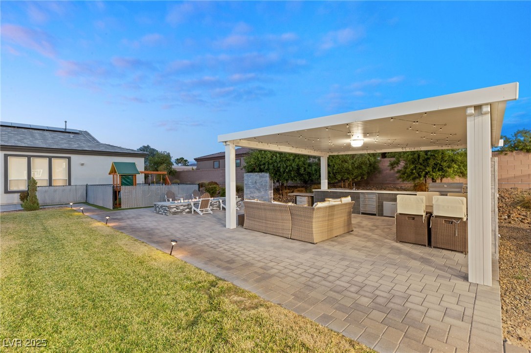 1121 Du Fort Hills Court
