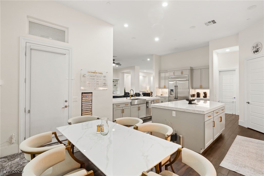 1121 Du Fort Hills Court