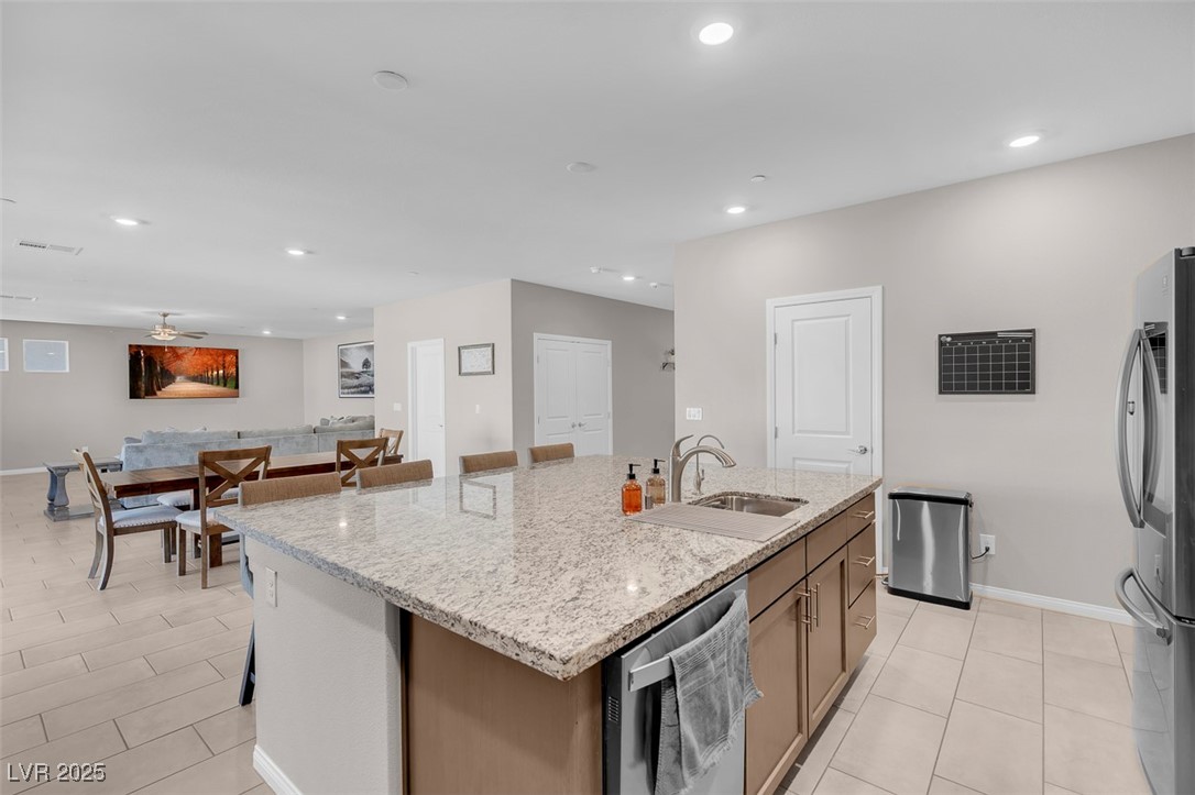 4128 Fossatello Avenue