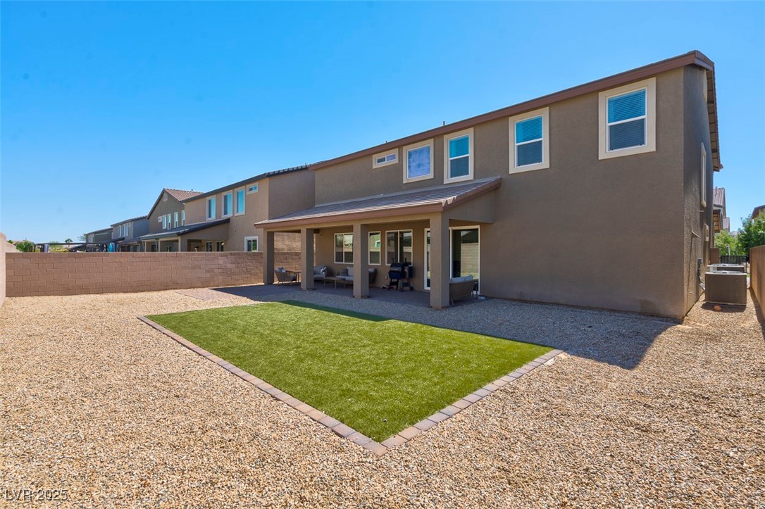 4128 Fossatello Avenue