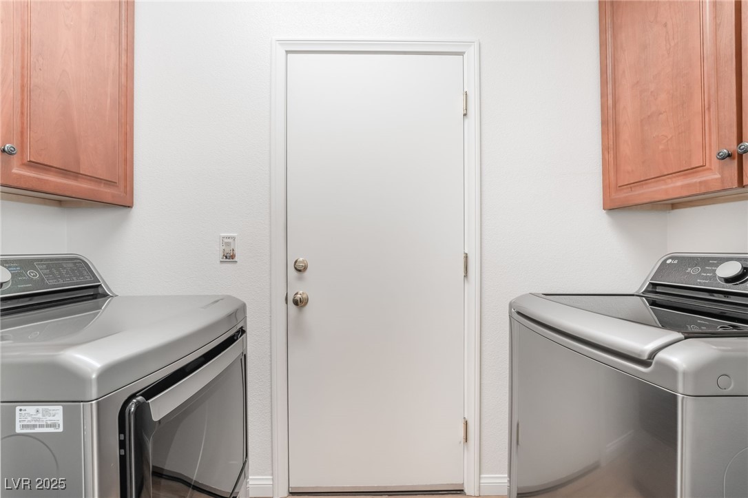 3952 Moon Tango Street