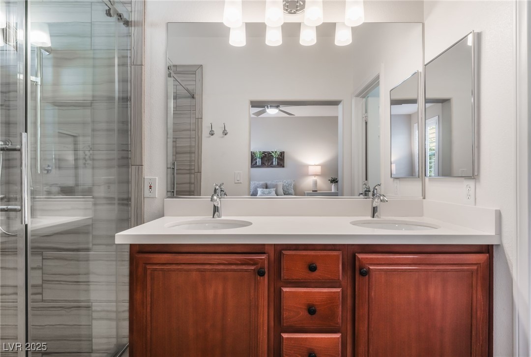 3952 Moon Tango Street