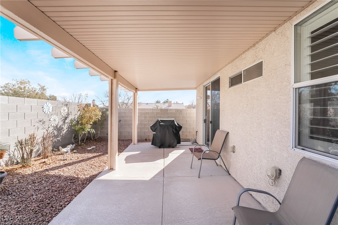 3952 Moon Tango Street