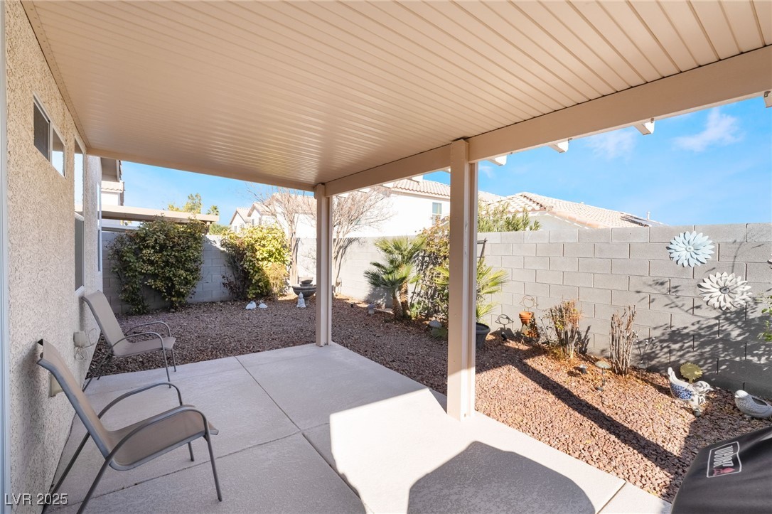 3952 Moon Tango Street