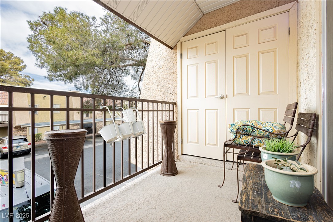 5493 Indian River Drive 376