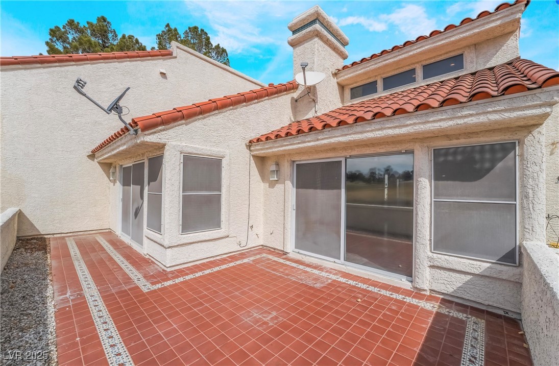6914 Emerald Springs Lane