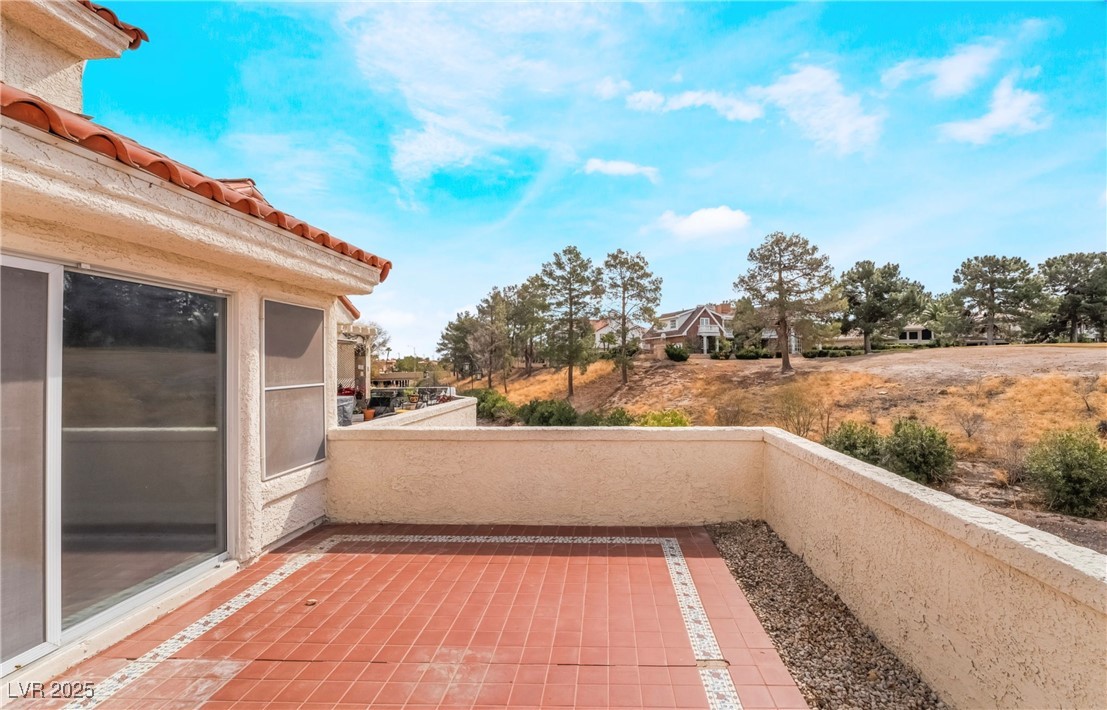 6914 Emerald Springs Lane