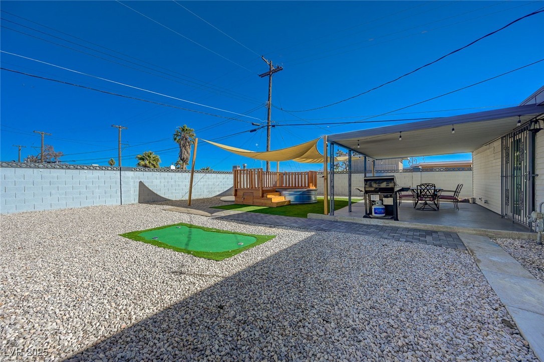 1634 Serenada Avenue