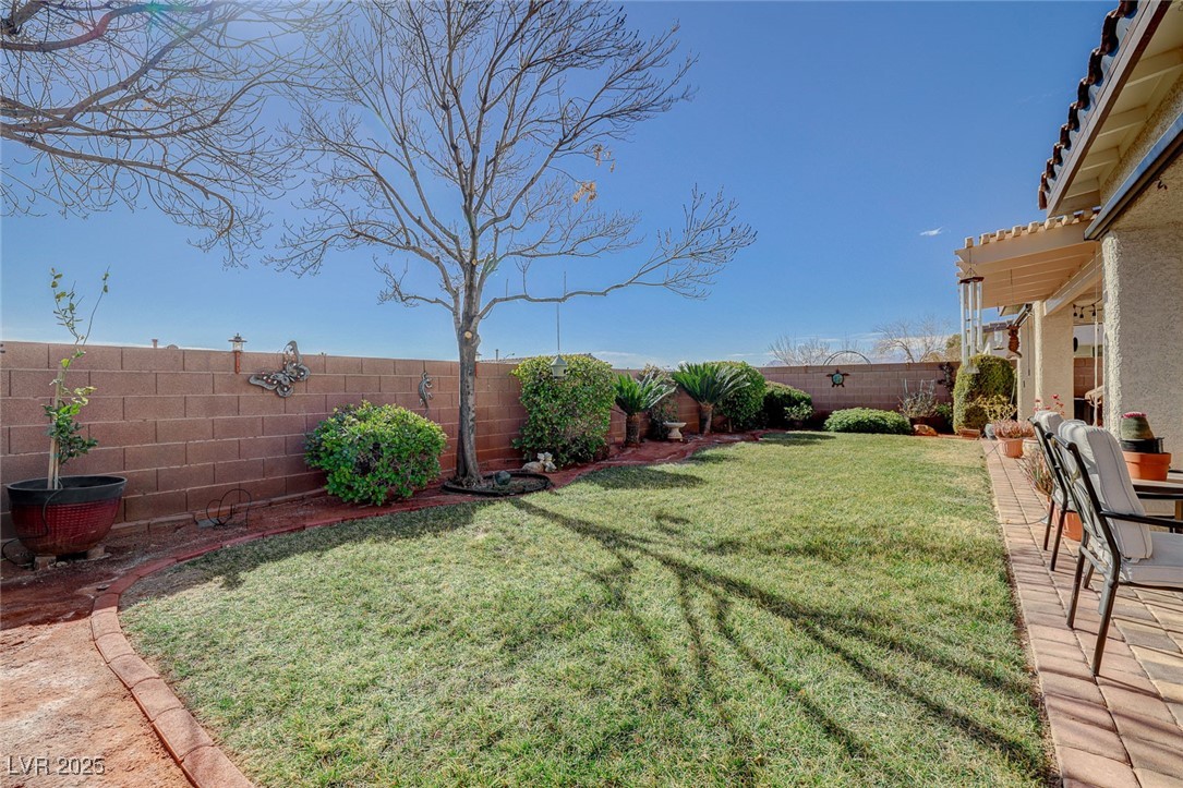 1713 Sagebrush Ranch Way
