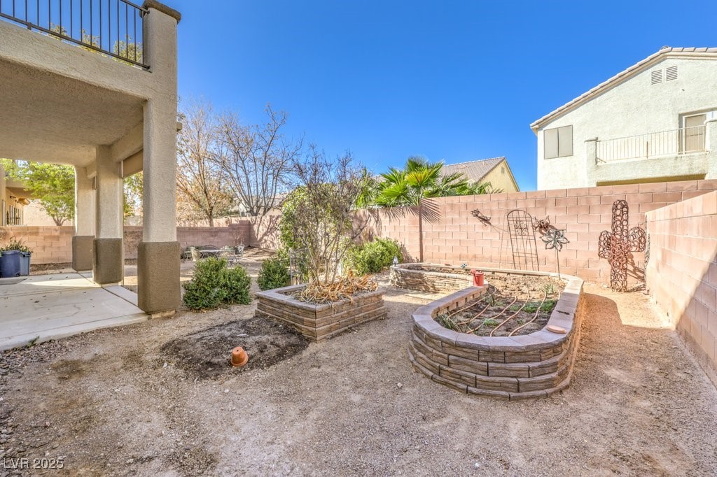 7553 Coral River Drive