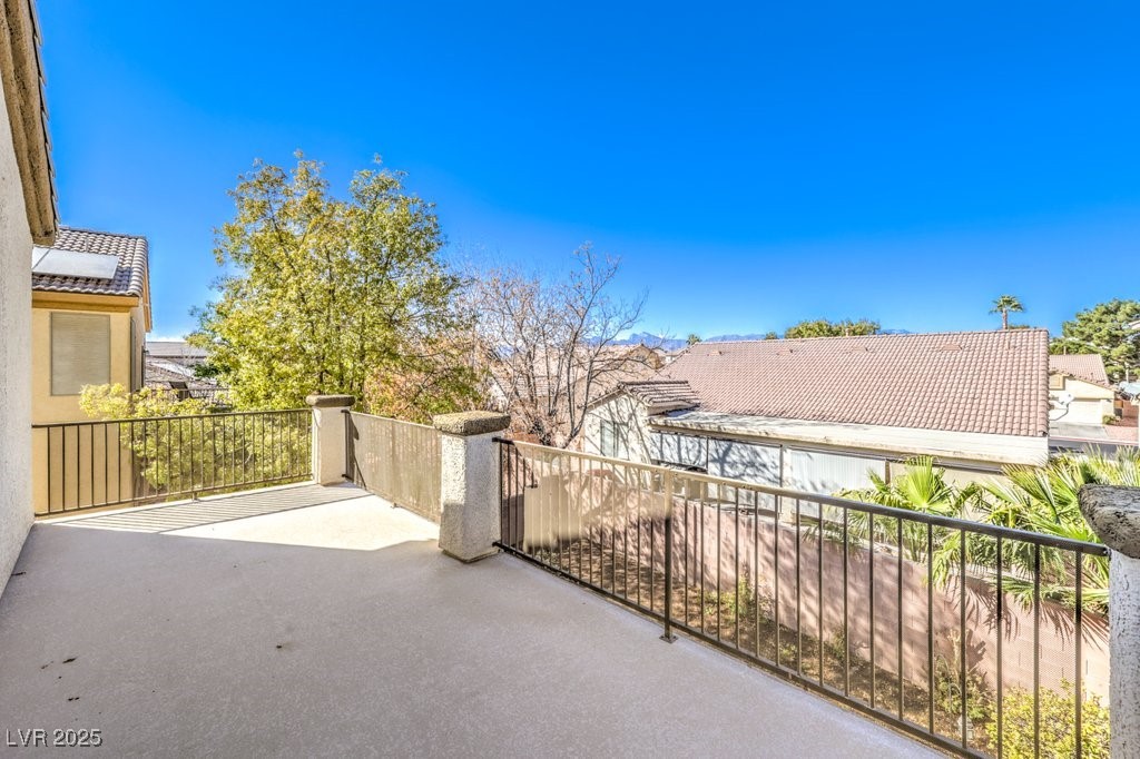 7553 Coral River Drive
