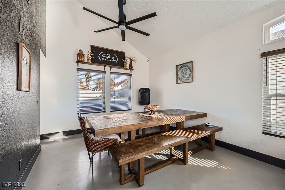 1506 Champagne Circle