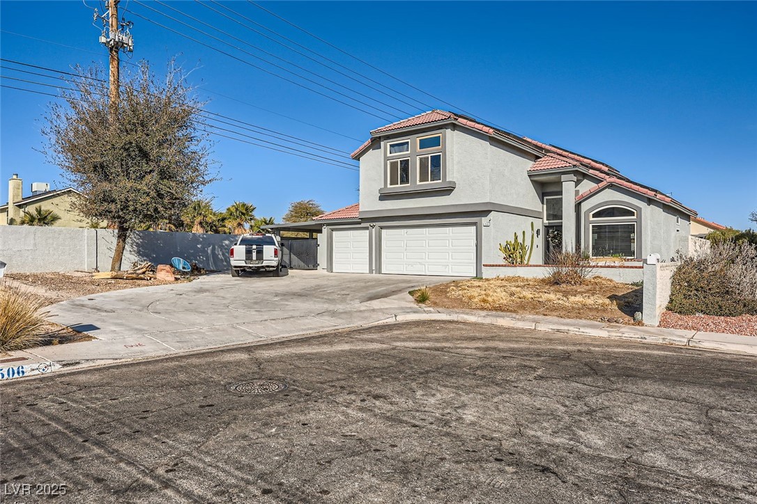 1506 Champagne Circle