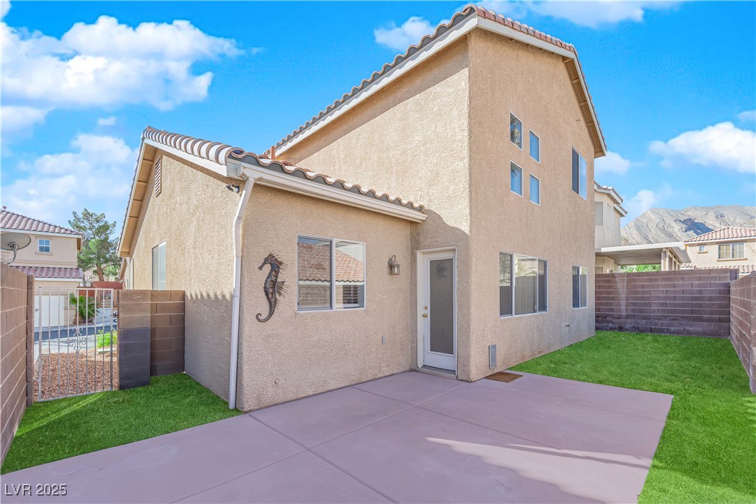 10412 Timber Canyon Avenue