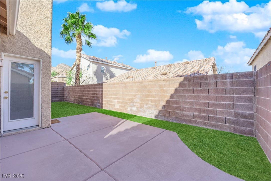 10412 Timber Canyon Avenue