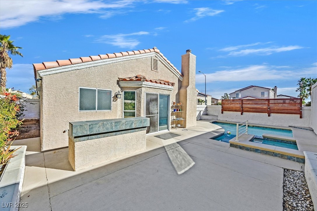 8201 Lake Isle Court