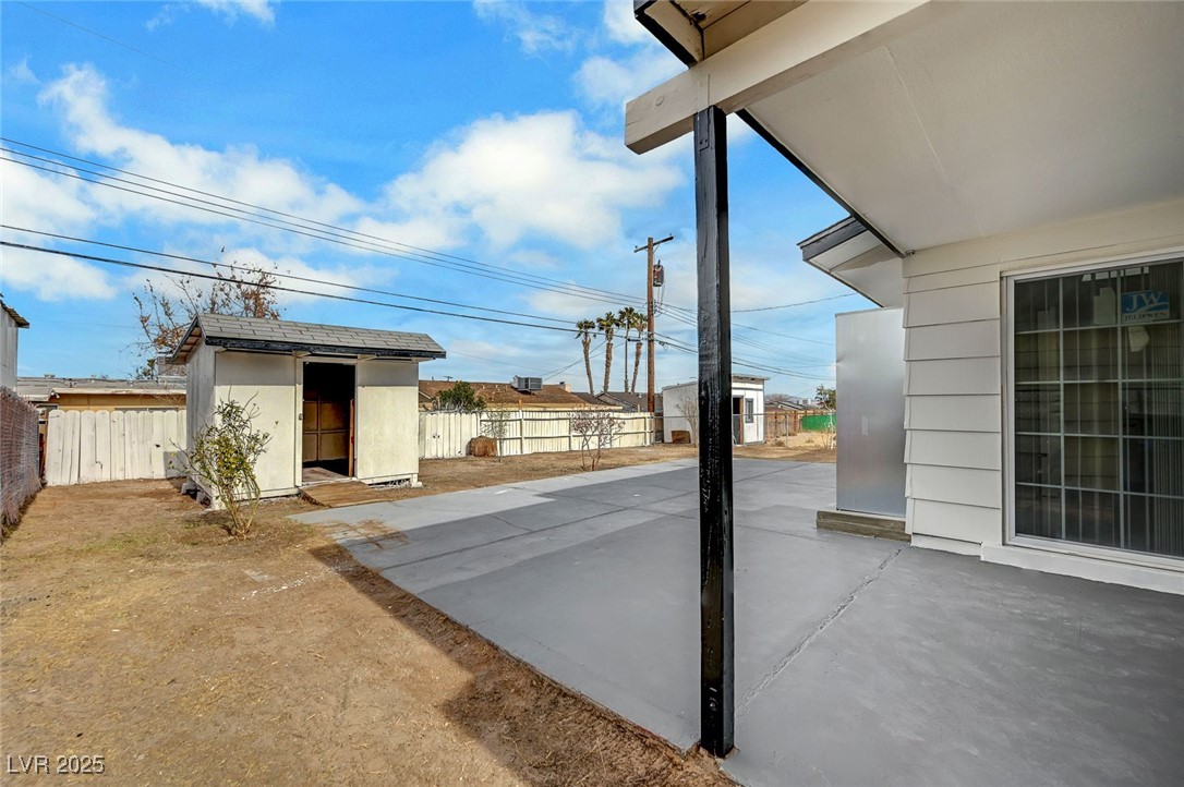 6520 Evergreen Avenue