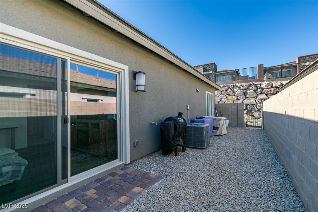 889 Elmwood Forest Lane