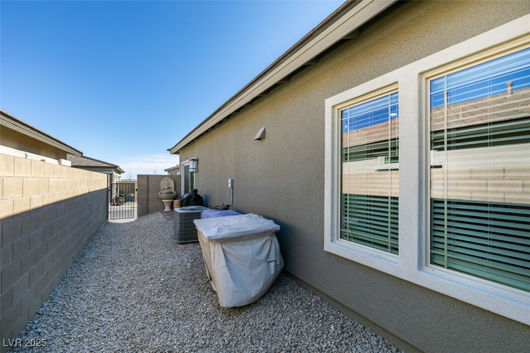 889 Elmwood Forest Lane