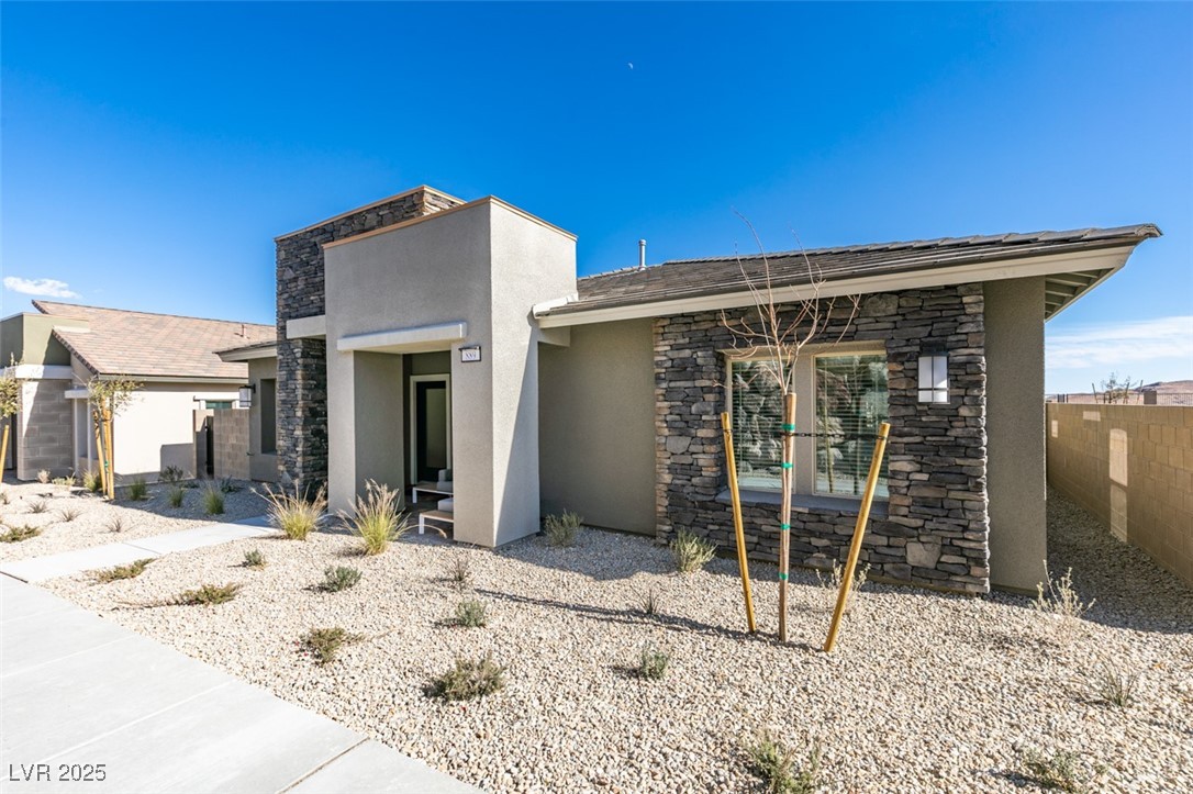 889 Elmwood Forest Lane