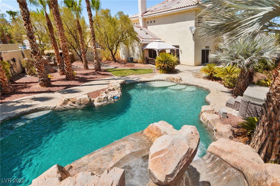 4200 Topsider Street