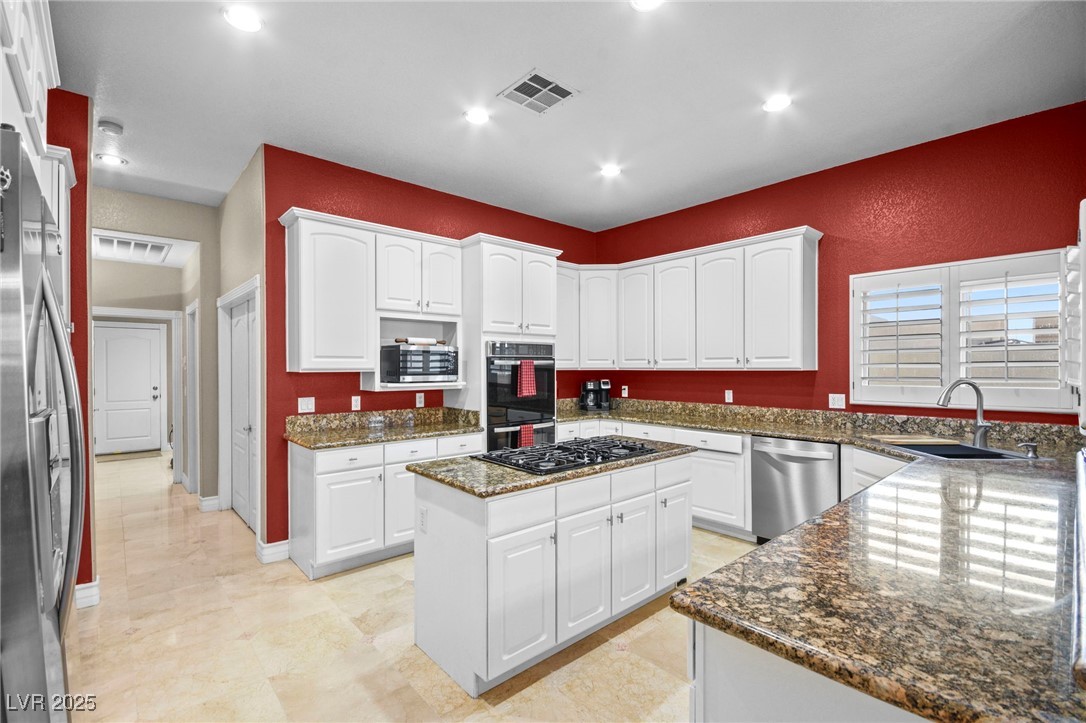 4200 Topsider Street