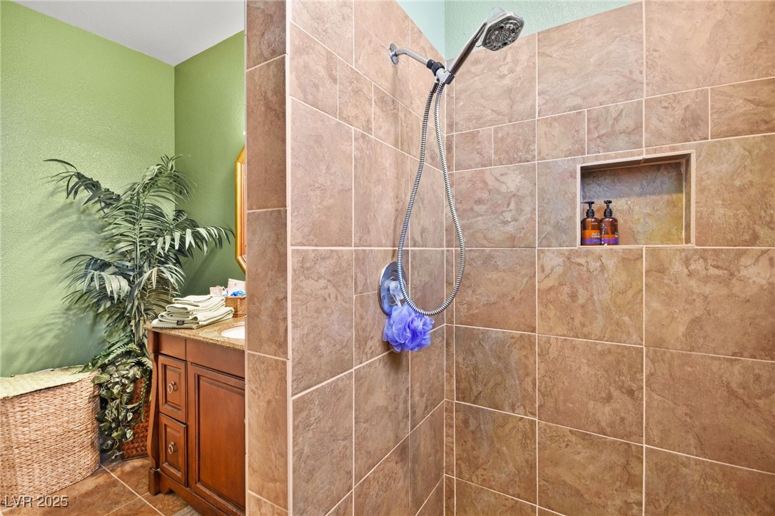 4200 Topsider Street