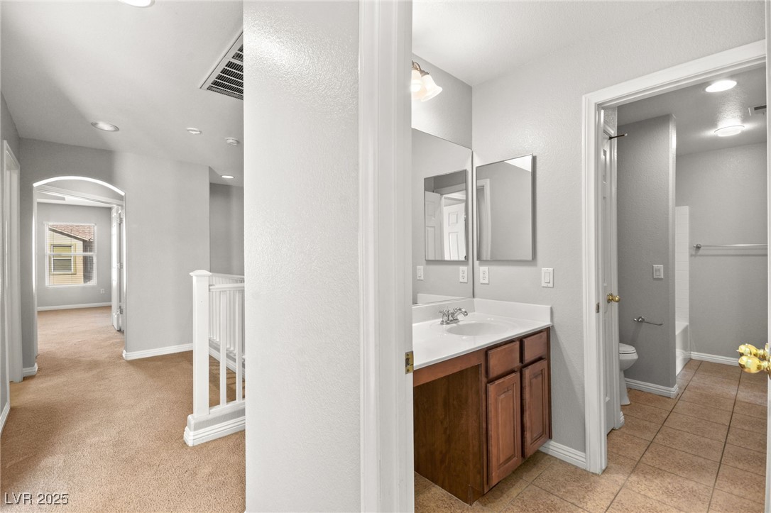 1220 Earth Court