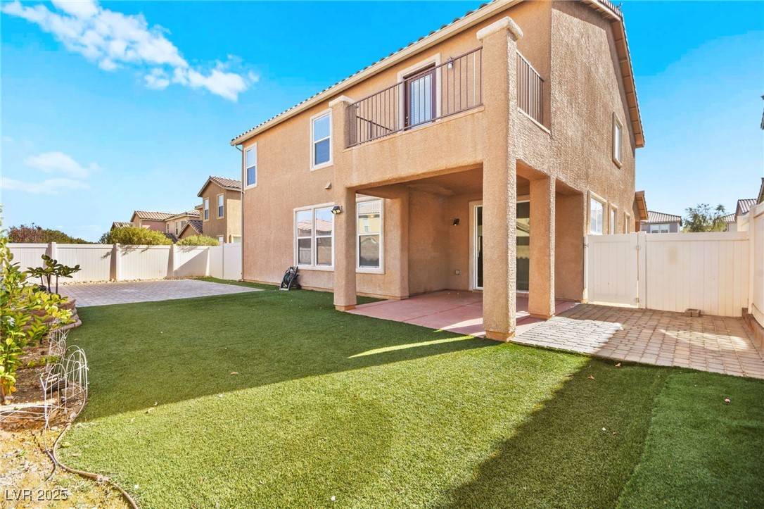 1220 Earth Court