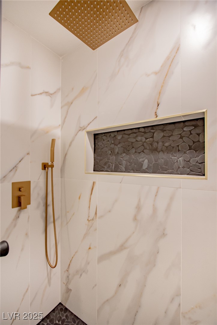 4369 Cloverhill Court