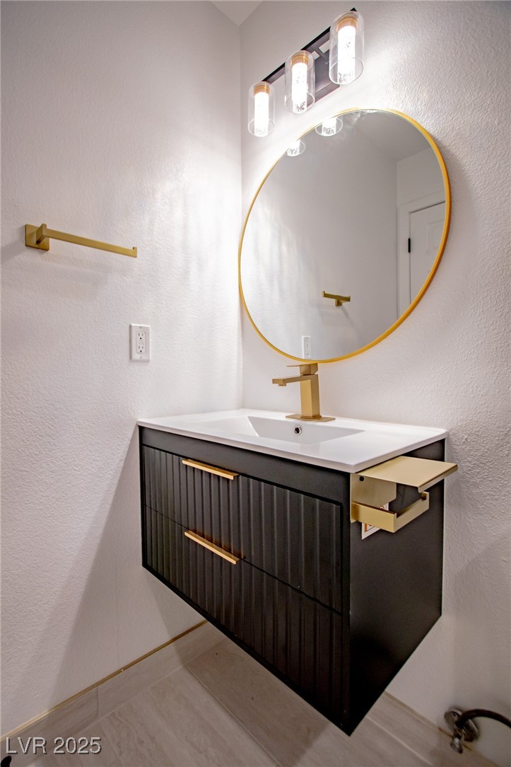 4369 Cloverhill Court