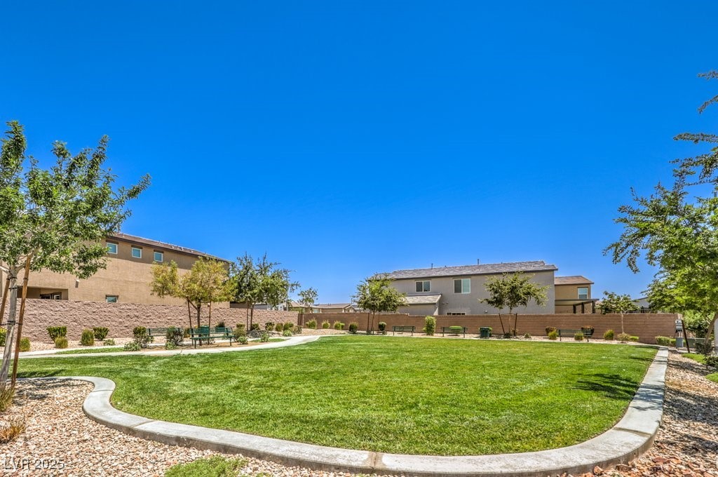 7856 Stone Forest Street