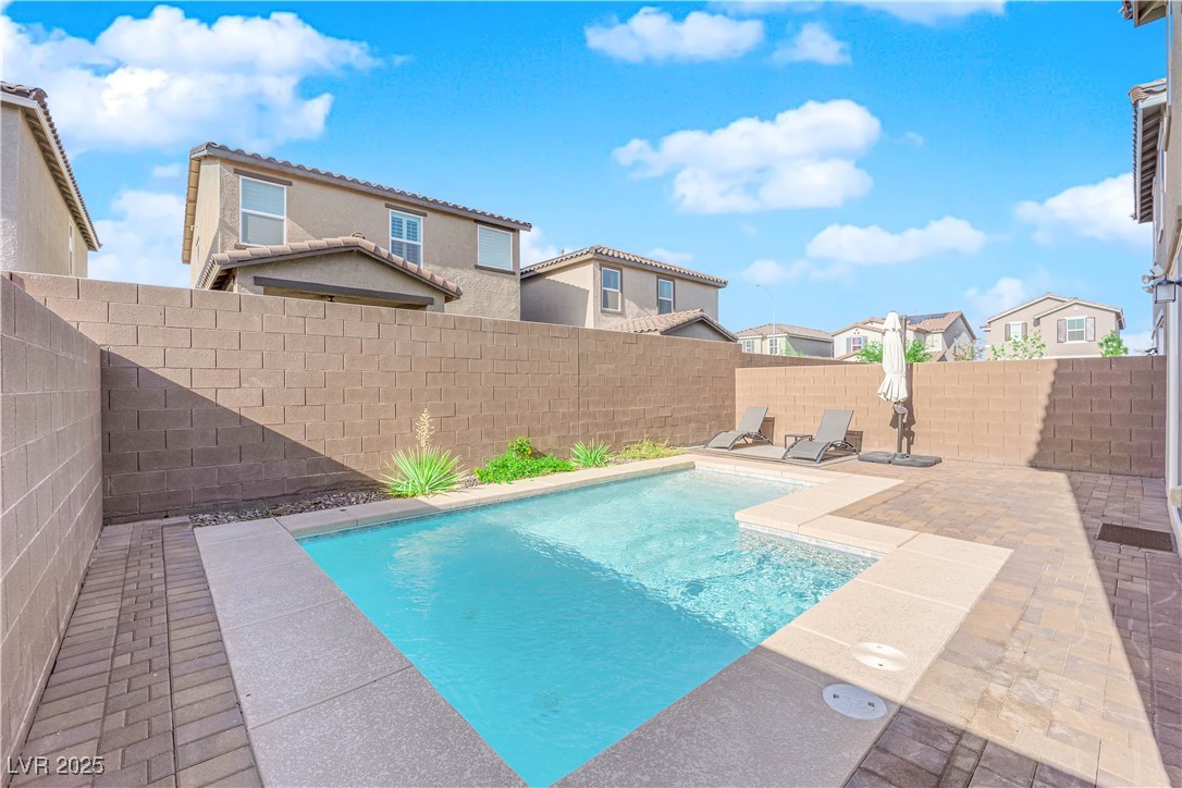 1206 Hopespring Loop Avenue