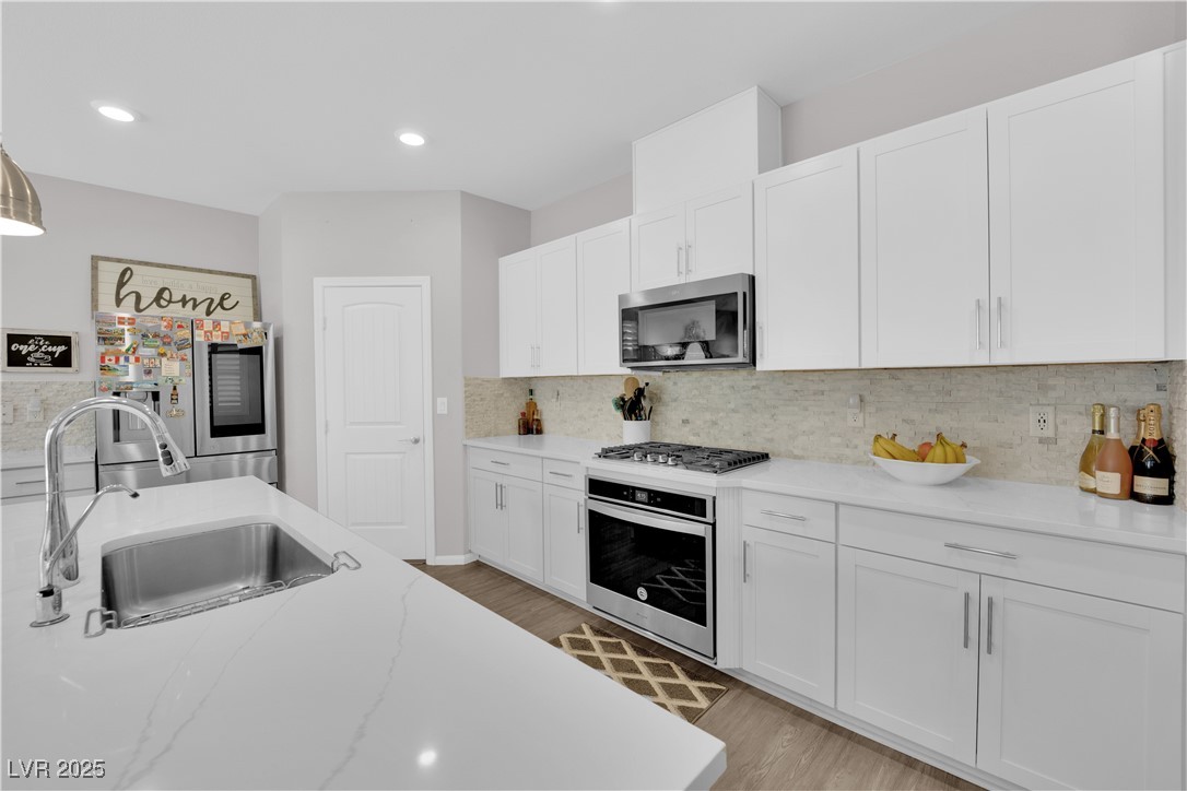 1206 Hopespring Loop Avenue