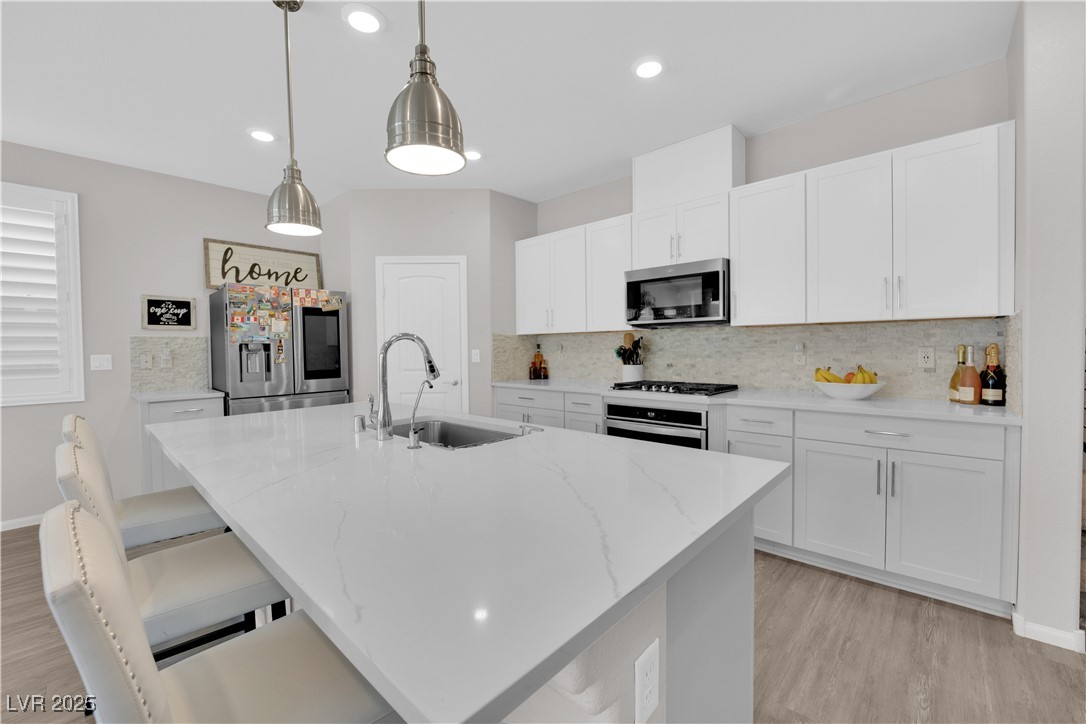 1206 Hopespring Loop Avenue